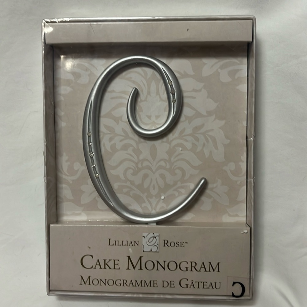 Lillian Rose plastic Cake monogram “C”